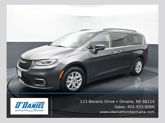 2022 Chrysler Pacifica Touring L in Granite Crystal Metallic Clearcoat — front three-quarter view