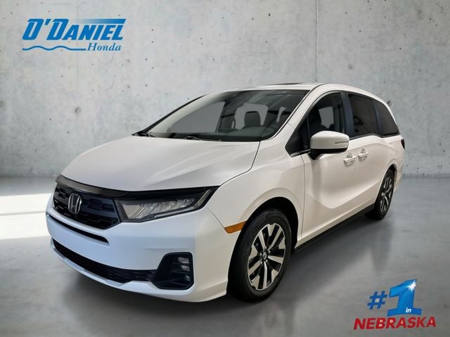 2026 Honda Odyssey EX-L in Platinum White Pearl — front three-quarter view