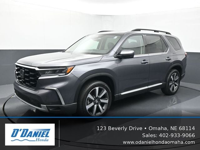 2024 Honda Pilot Touring in Gray — front three-quarter view