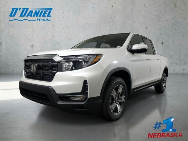 2026 Honda Ridgeline RTL in Platinum White Pearl — front three-quarter view